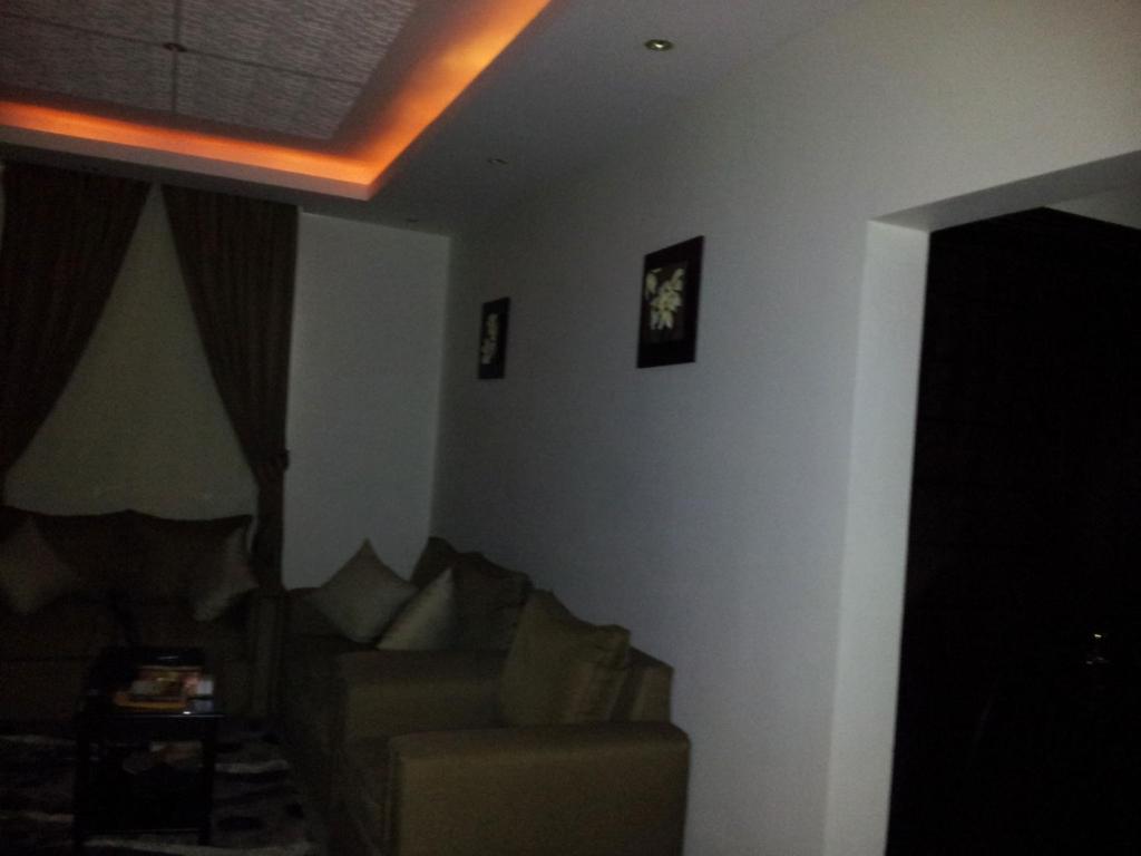 Dorar Darea Serviced Apartments - Al Malqa Riadh Zimmer foto
